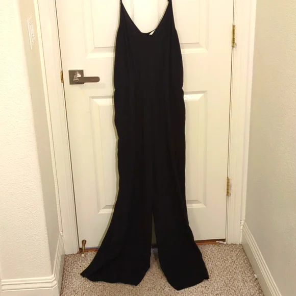 H&M Black jumpsuit pants romper large size 12 - Picture 1 of 7